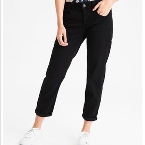 AEO Tomgirl Jeans